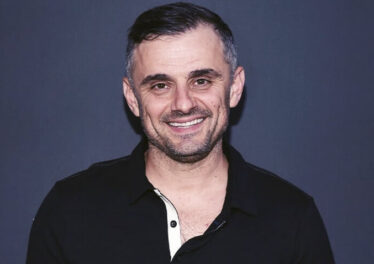 NFT Expert Gary Vaynerchuk to Launch an NFT Consulting Arm